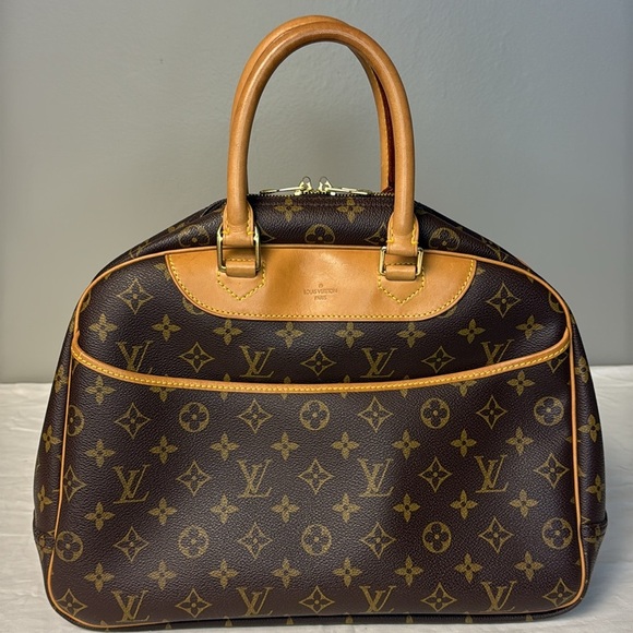 Louis Vuitton Monogram Canvas Deauville Bag - Picture 3 of 11